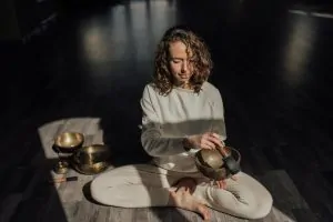 clear negative energy using singing bowls